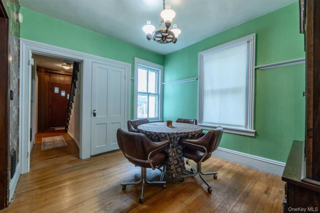 144 Henry Street, Kingston, NY 12401 - Photo 12 of 37