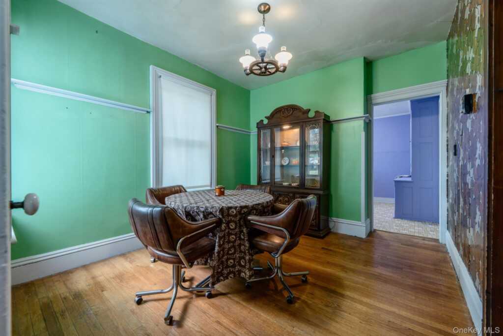 144 Henry Street, Kingston, NY 12401 - Photo 13 of 37
