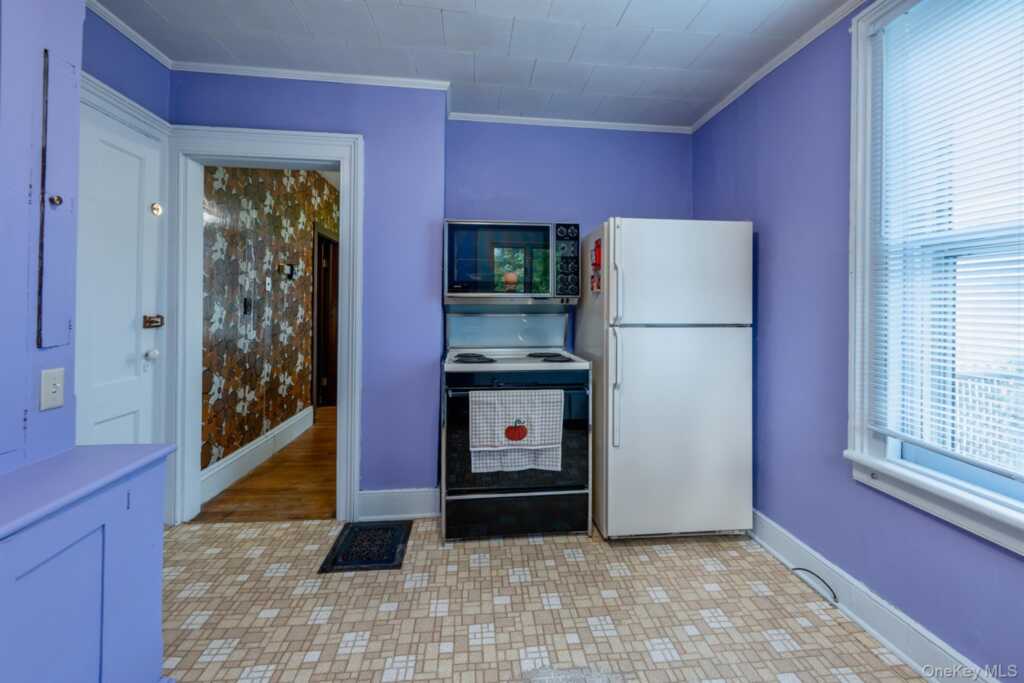 144 Henry Street, Kingston, NY 12401 - Photo 16 of 37