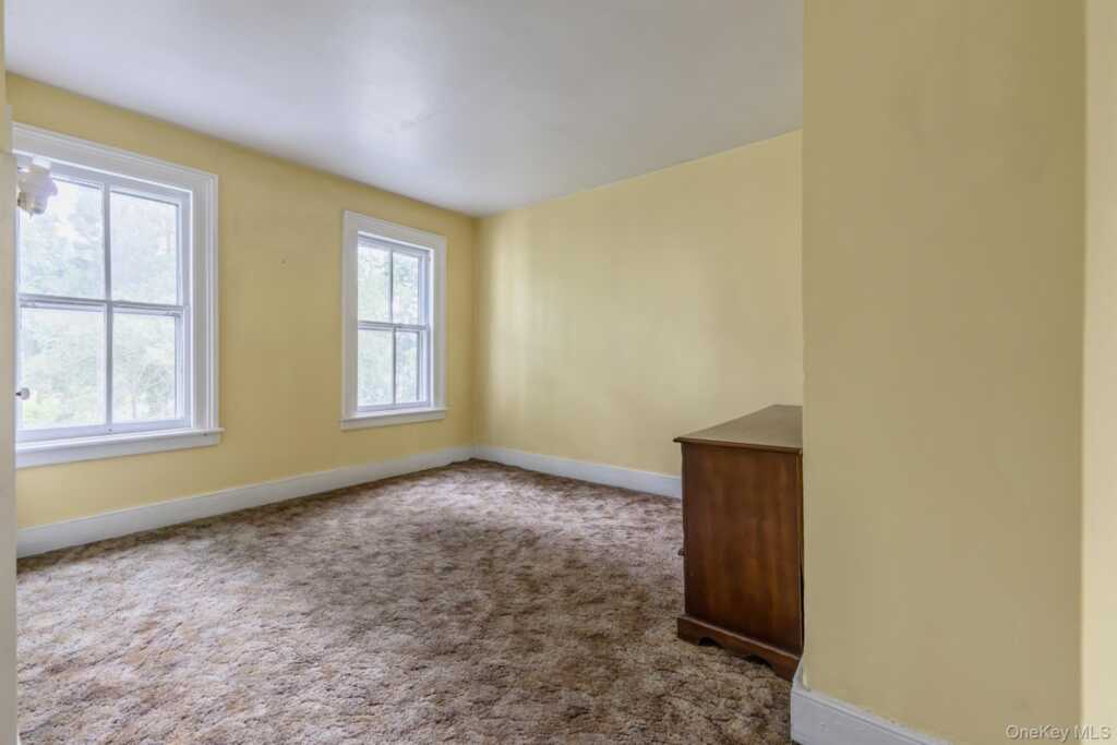 144 Henry Street, Kingston, NY 12401 - Photo 29 of 37