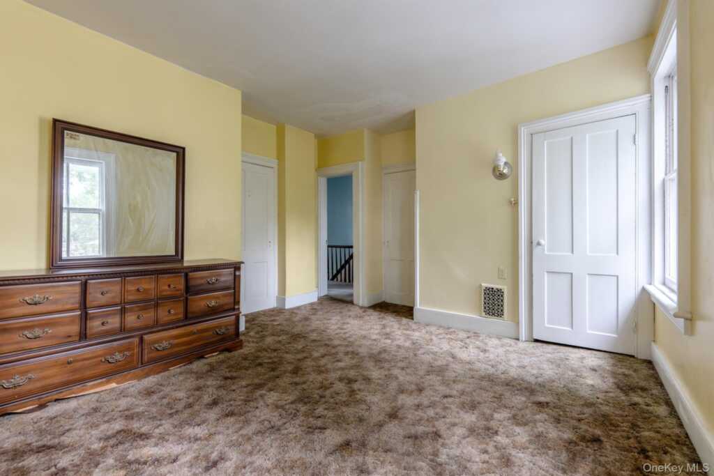144 Henry Street, Kingston, NY 12401 - Photo 31 of 37