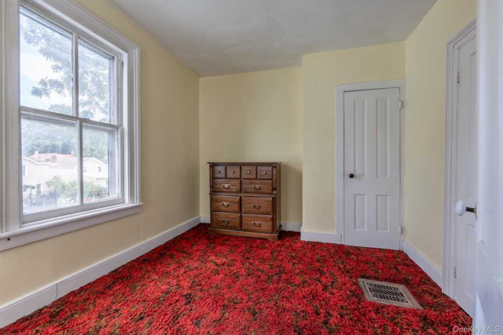 144 Henry Street, Kingston, NY 12401 - Photo 32 of 37