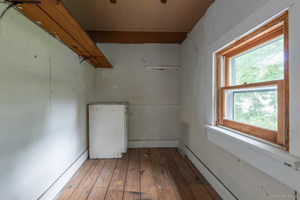 144 Henry Street, Kingston, NY 12401 - Photo 34 of 37