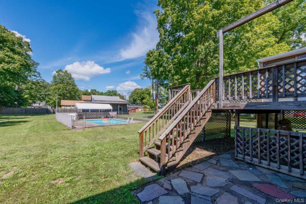 105 Orchard Street, Rosendale, NY 12486 - Photo 38 of 50