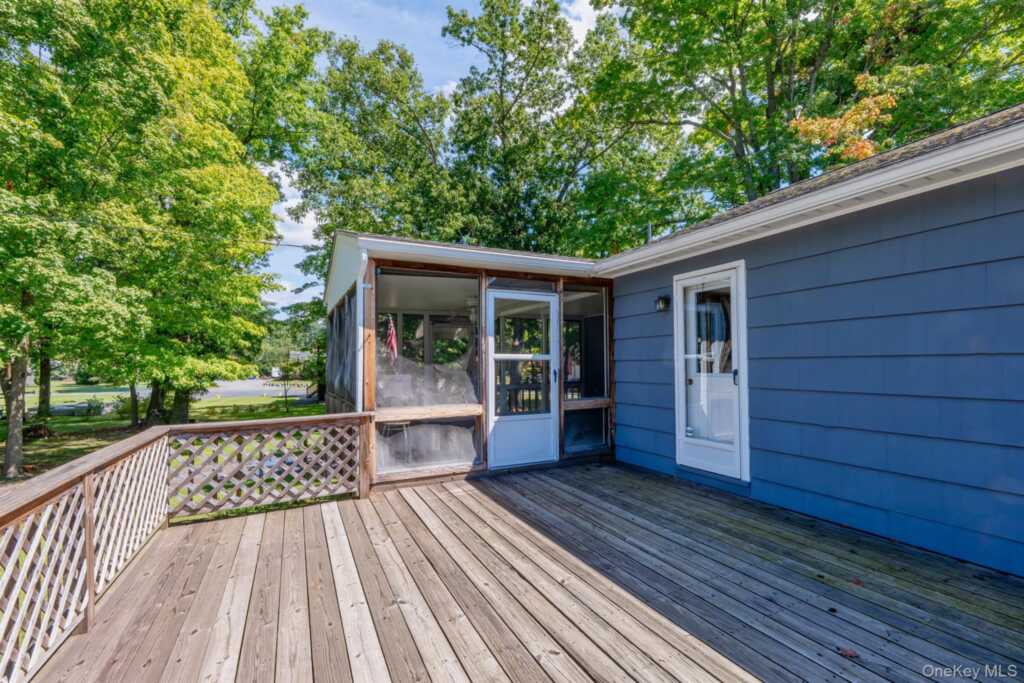 105 Orchard Street, Rosendale, NY 12486 - Photo 39 of 50