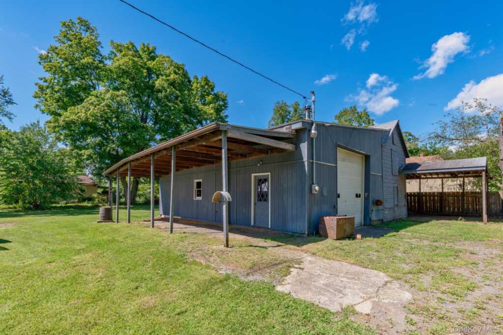 105 Orchard Street, Rosendale, NY 12486 - Photo 4 of 50
