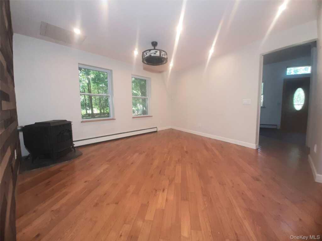 32 Maddy Lane, Kingston, NY 12401 - Photo 6 of 31