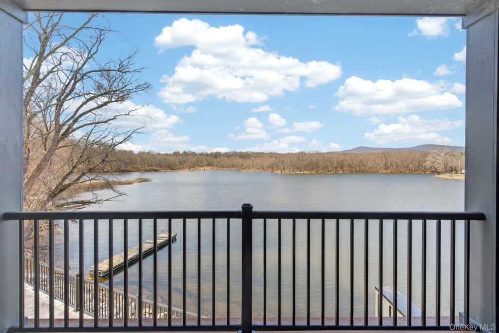 20 Icehouse Drive, Saugerties, NY 12477 - Photo 12 of 40