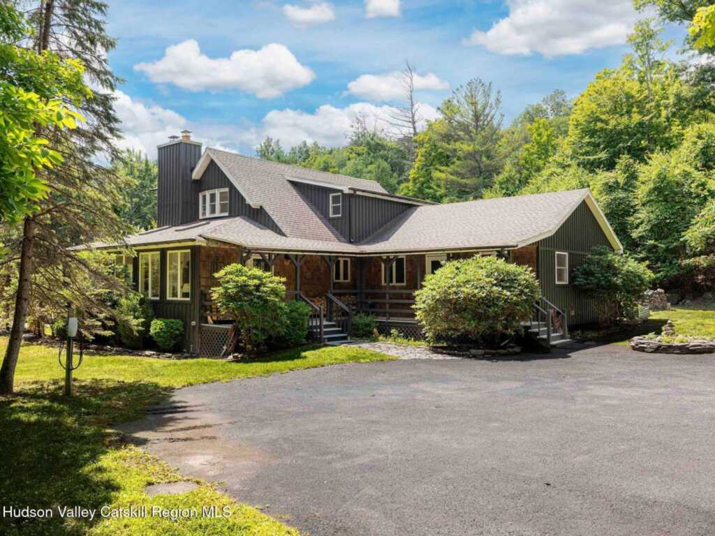 43 Cole Bank Road, Saugerties, NY 12477