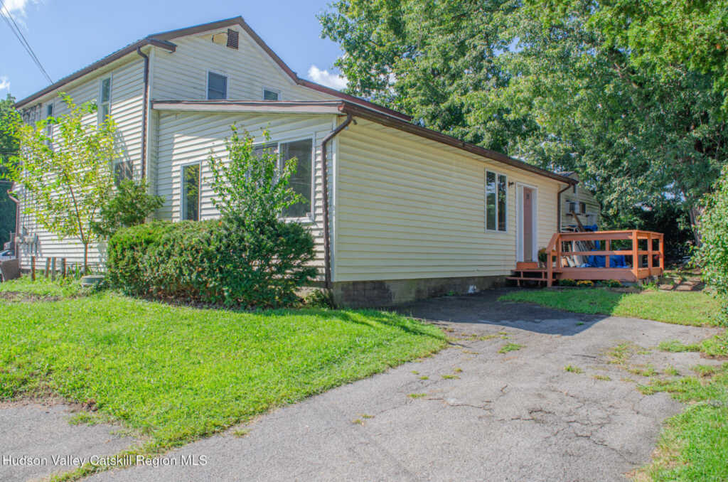 349 Lucas Avenue, Kingston, NY 12401 - Photo 2 of 10