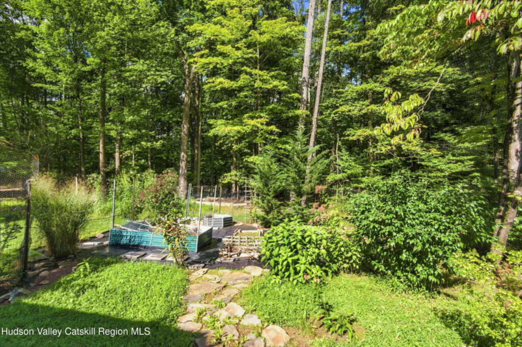 37 Country Club Lane, Woodstock, NY 12498 - Photo 26 of 30