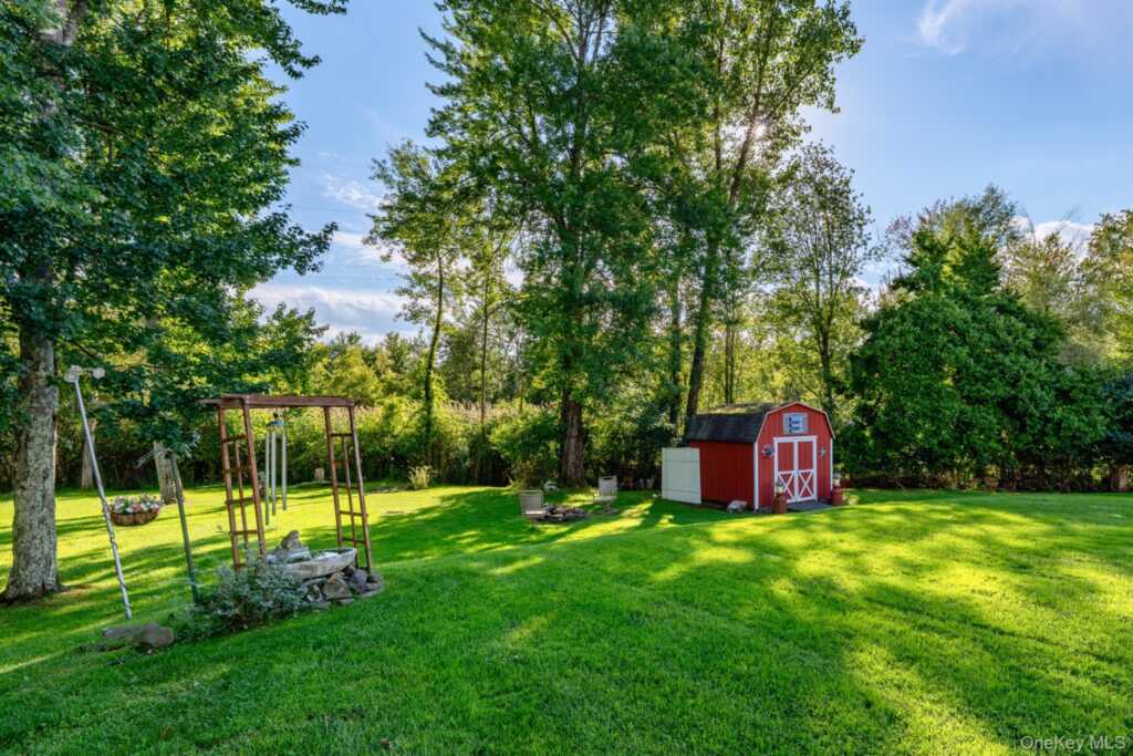 14 Kerry Lane, Kingston, NY 12401 - Photo 39 of 48