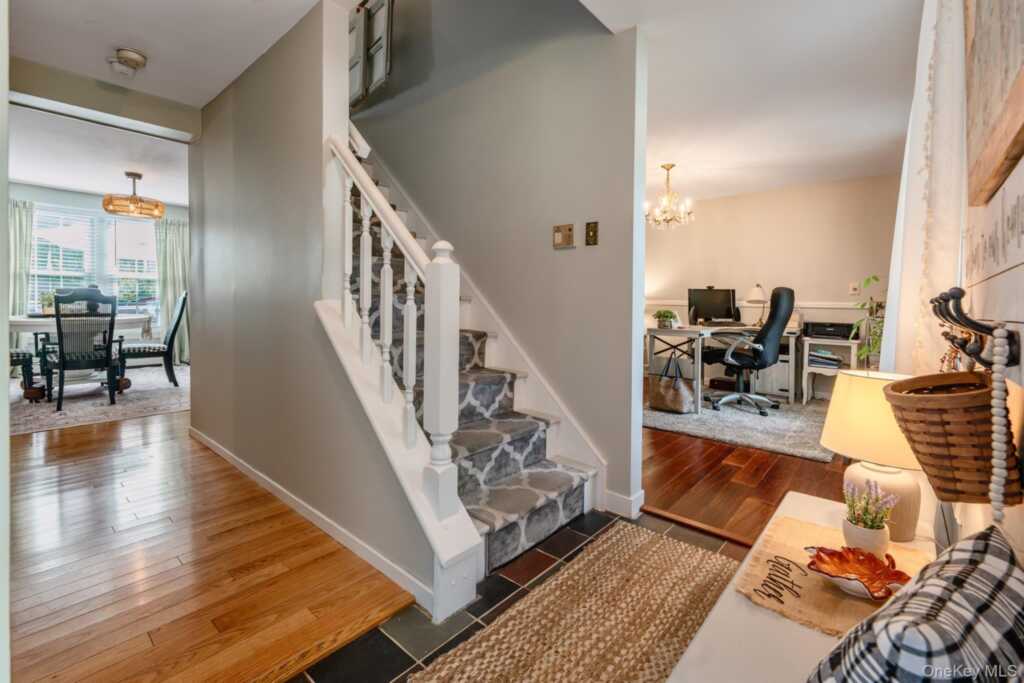 14 Kerry Lane, Kingston, NY 12401 - Photo 4 of 48