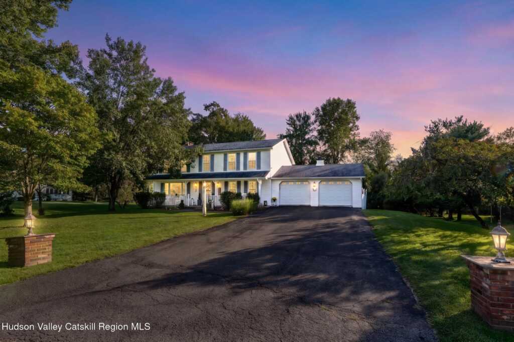 14 Kerry Lane, Kingston, NY 12401