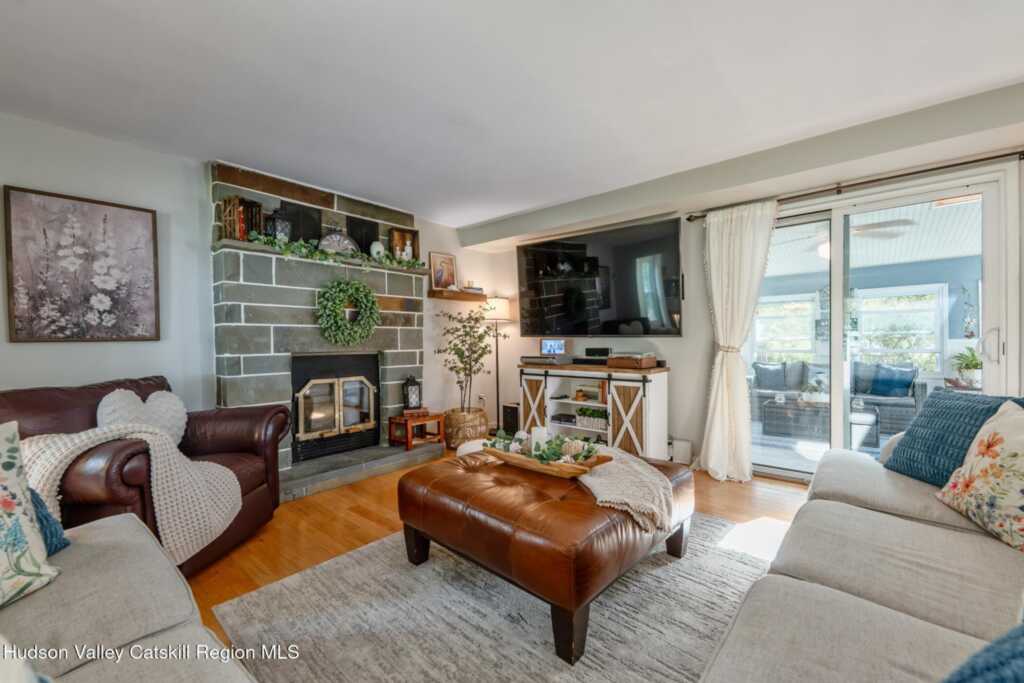 14 Kerry Lane, Kingston, NY 12401 - Photo 12 of 50