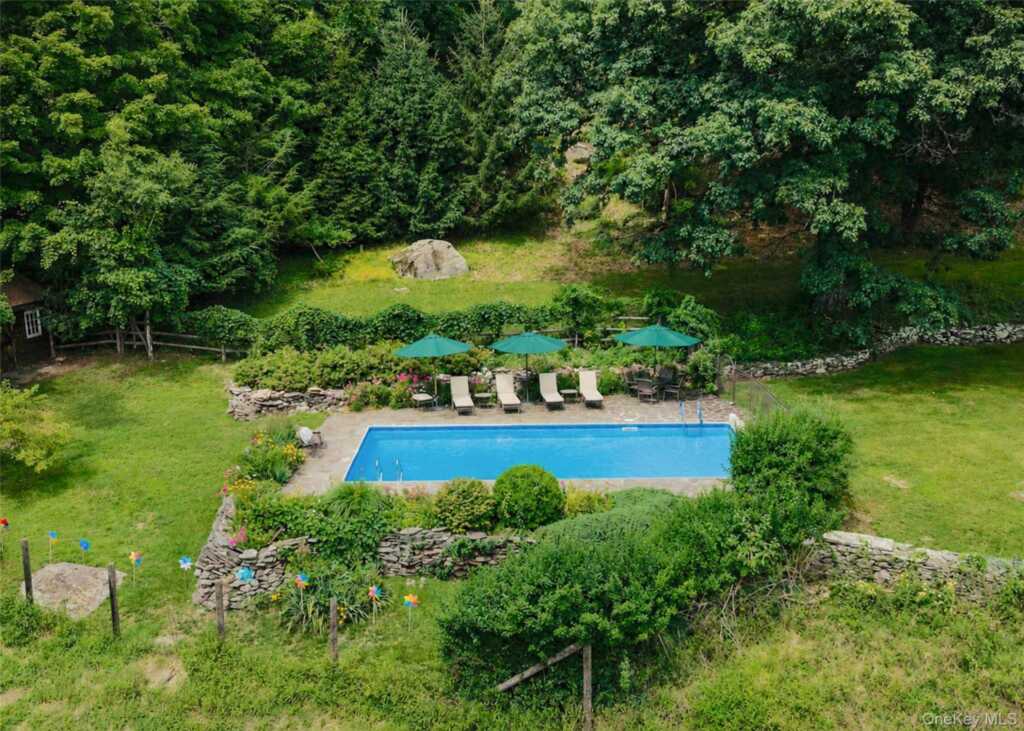 190 Lewis Hollow Road, Woodstock, NY 12498 - Photo 37 of 48