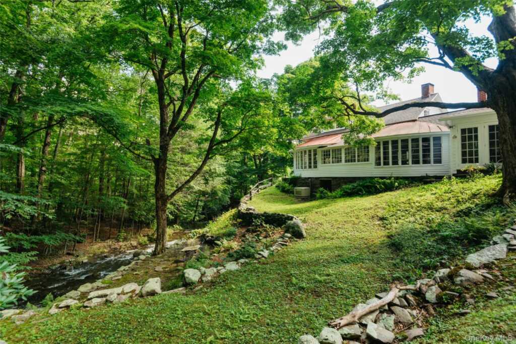 190 Lewis Hollow Road, Woodstock, NY 12498 - Photo 40 of 48