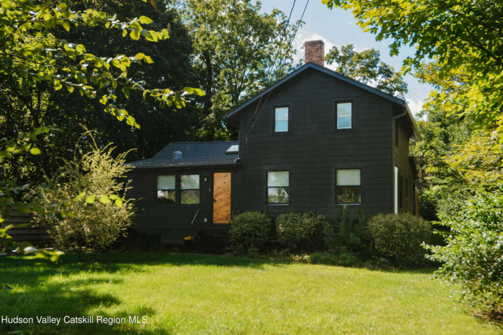 1 Ohioville Road, New Paltz, NY 12561