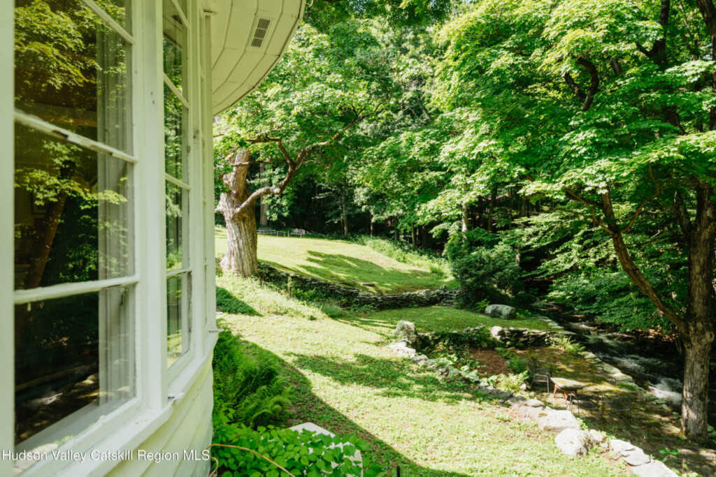 190 Lewis Hollow Road, Woodstock, NY 12498 - Photo 11 of 49
