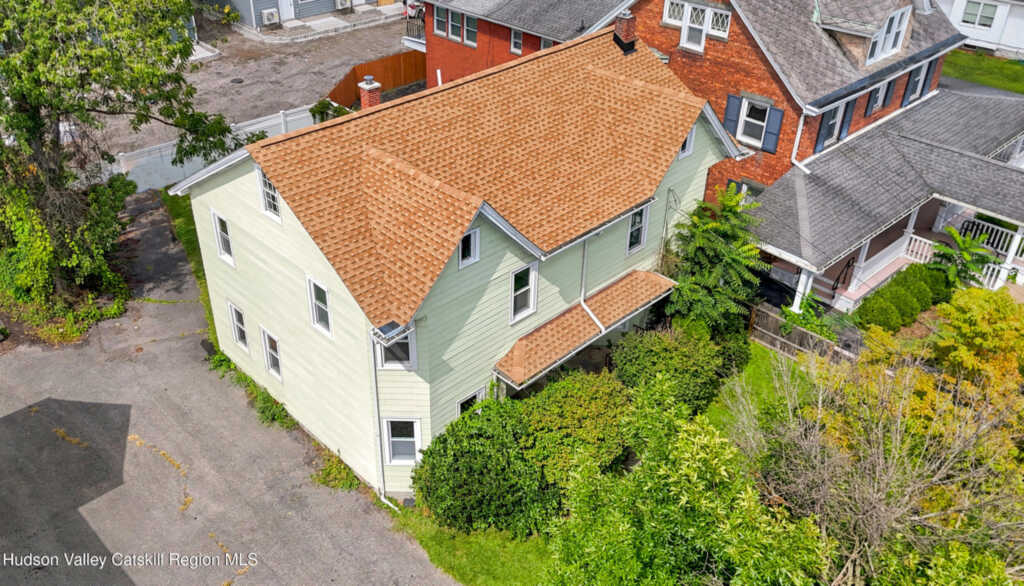 407 Albany Avenue, Kingston, NY 12401 - Photo 2 of 44