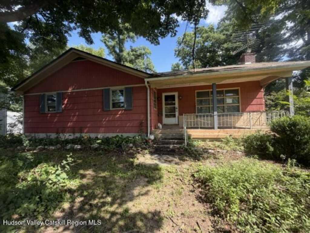 6190 U.S. 9, Rhinebeck, NY 12572