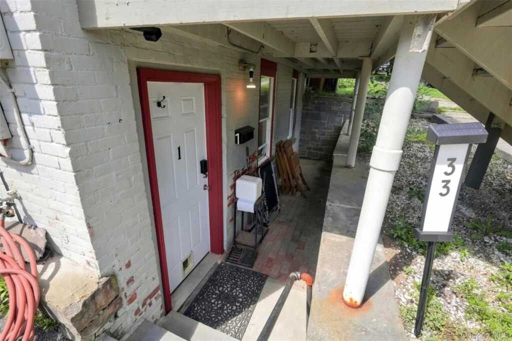 33 Hone Street, Kingston, NY 12401 - Photo 27 of 45
