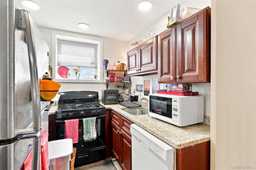 33 Hone Street, Kingston, NY 12401 - Photo 30 of 45
