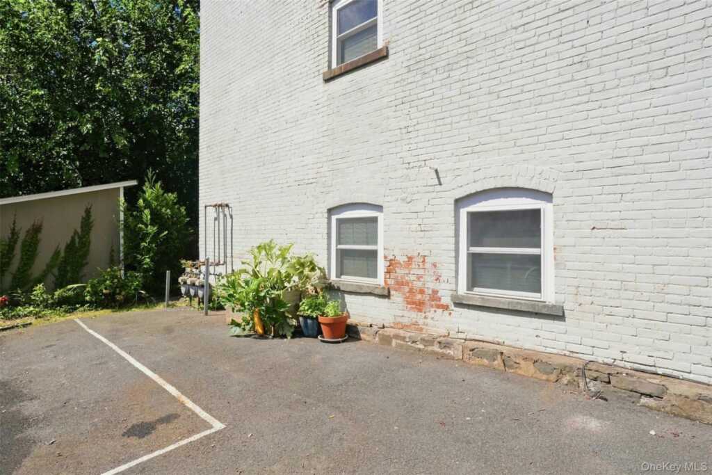 33 Hone Street, Kingston, NY 12401 - Photo 39 of 45
