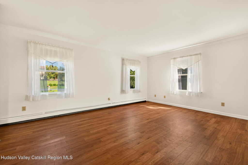 3 Josephs Drive, Saugerties, NY 12477 - Photo 9 of 43