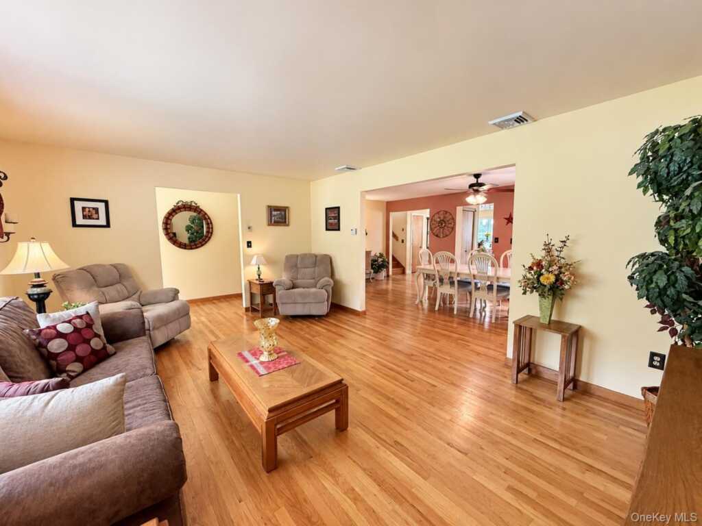 17 Rose Avenue, Rosendale, NY 12486 - Photo 10 of 50