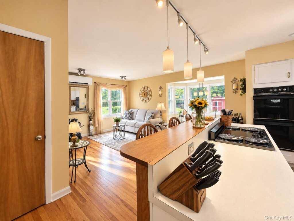 17 Rose Avenue, Rosendale, NY 12486 - Photo 12 of 50