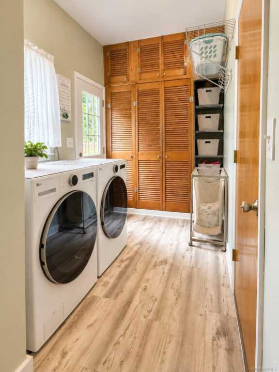 17 Rose Avenue, Rosendale, NY 12486 - Photo 8 of 50