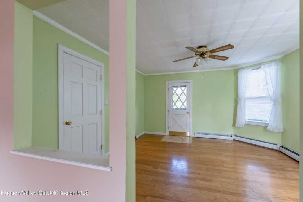 125 Ulster Avenue, Saugerties, NY 12477 - Photo 10 of 42