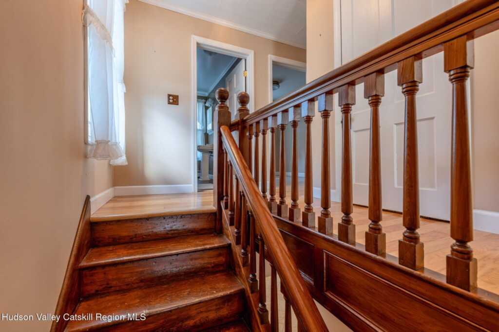 125 Ulster Avenue, Saugerties, NY 12477 - Photo 18 of 42
