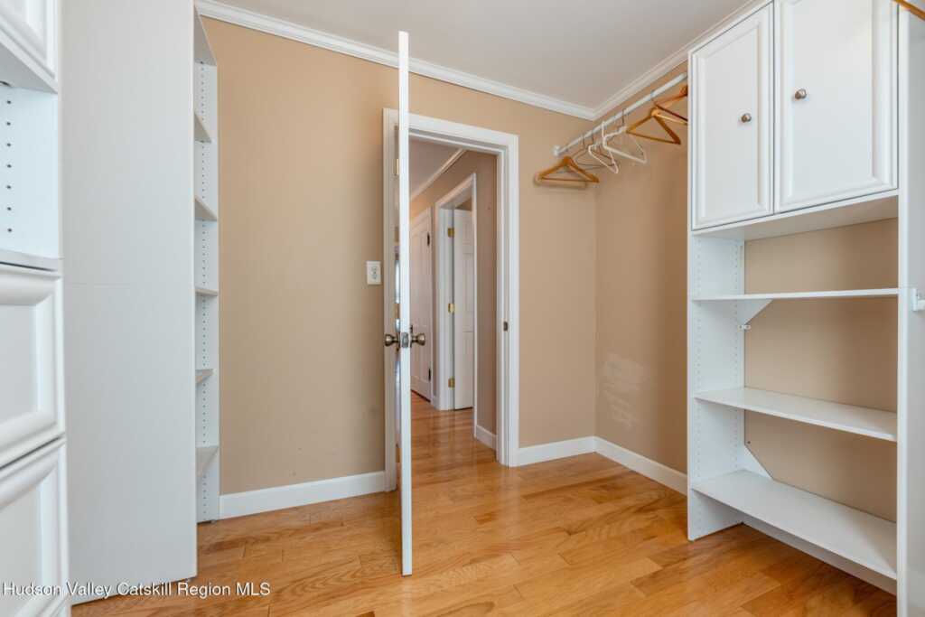 125 Ulster Avenue, Saugerties, NY 12477 - Photo 27 of 42