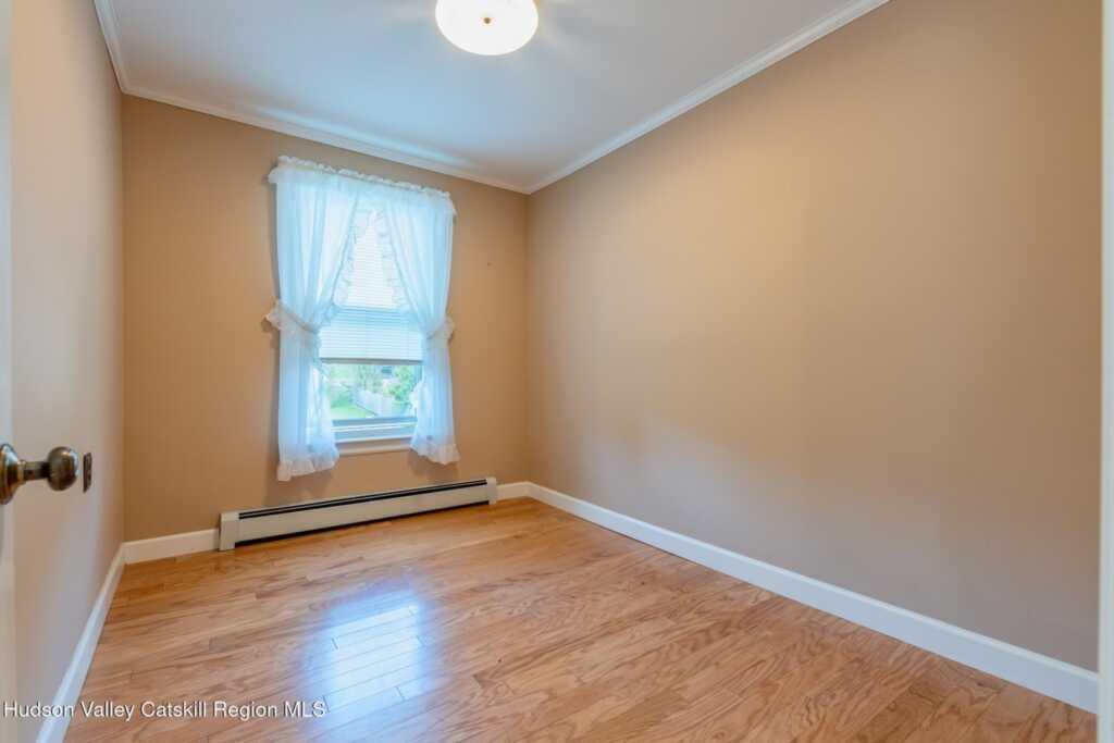125 Ulster Avenue, Saugerties, NY 12477 - Photo 28 of 42