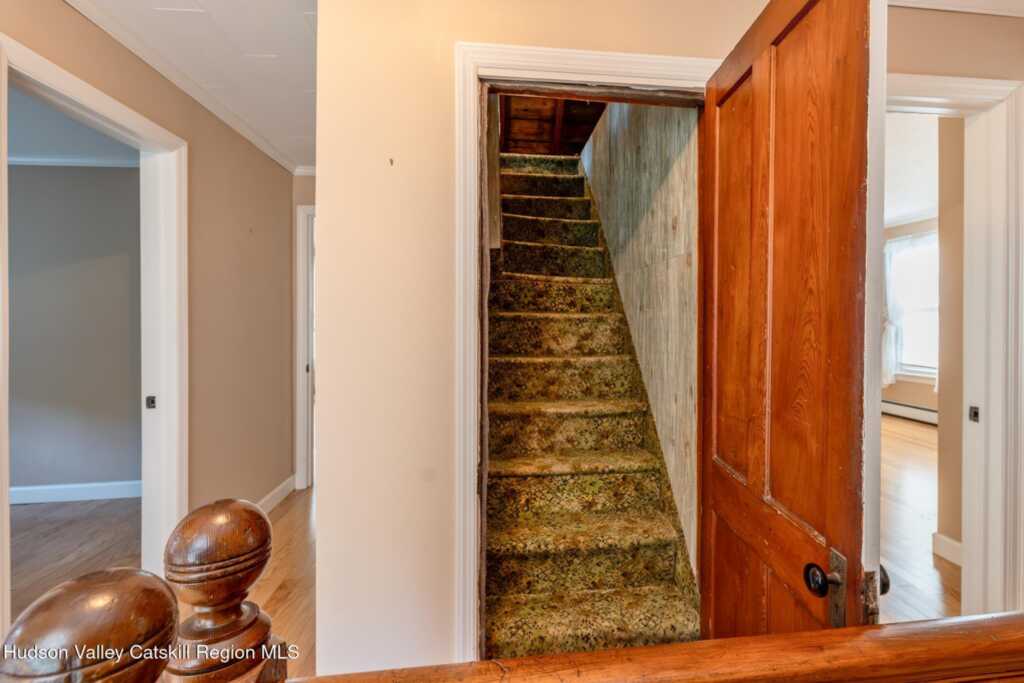 125 Ulster Avenue, Saugerties, NY 12477 - Photo 30 of 42