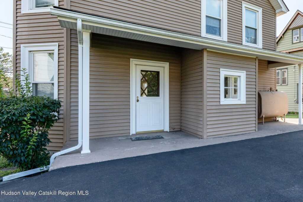 125 Ulster Avenue, Saugerties, NY 12477 - Photo 41 of 42