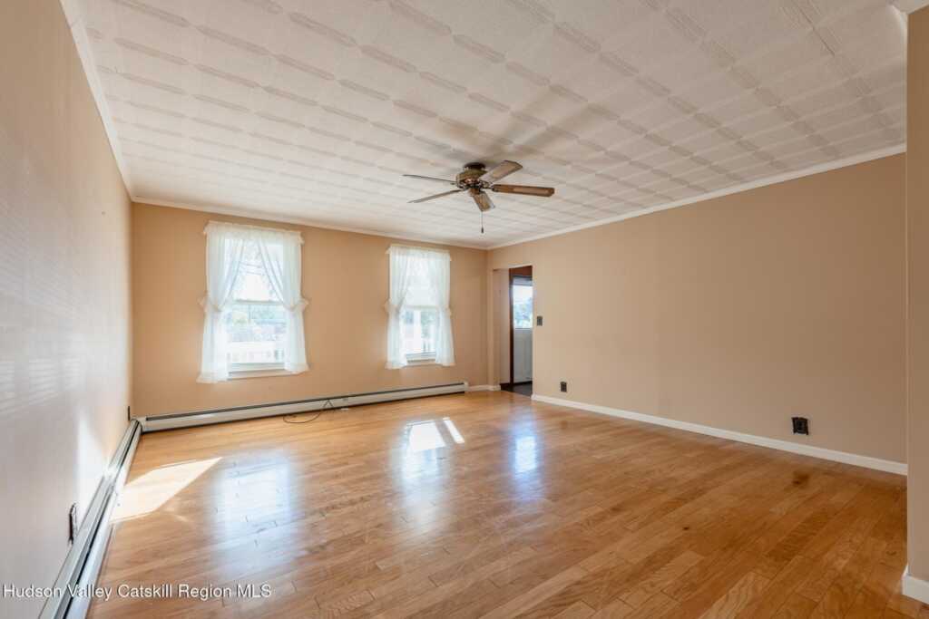 125 Ulster Avenue, Saugerties, NY 12477 - Photo 9 of 42