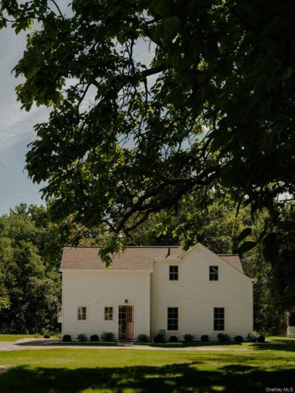 300 Band Camp Road, Saugerties, NY 12477 - Photo 2 of 46