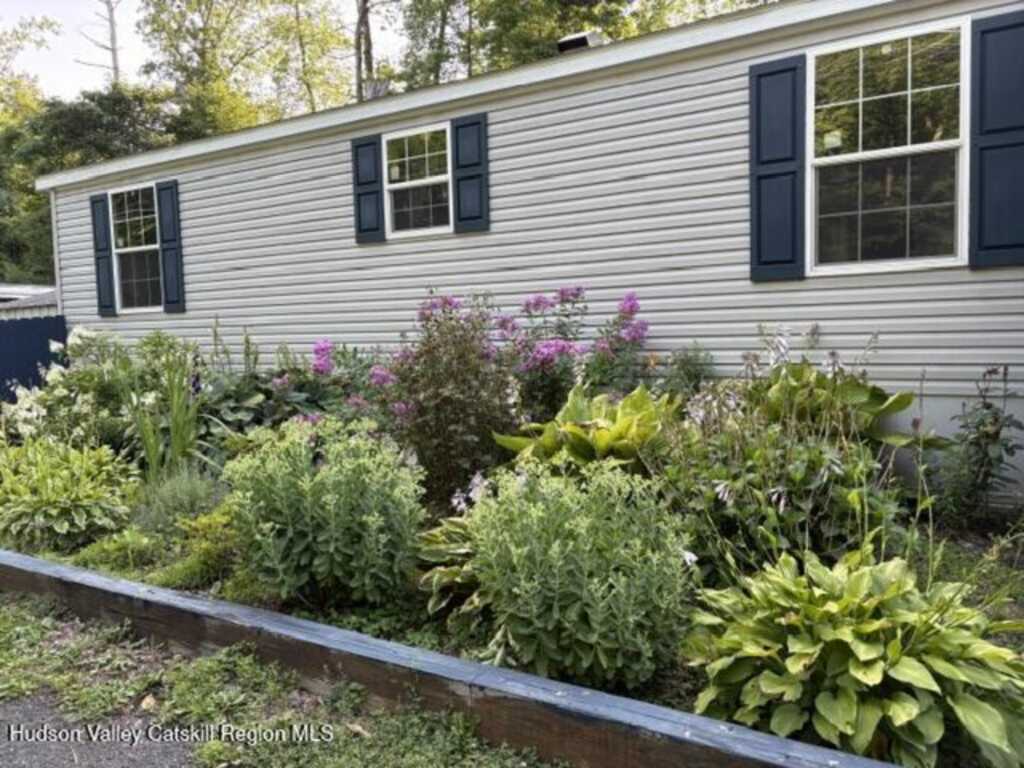 128 North Drive, Unit #Lot 8, Saugerties, NY 12477 - Photo 2 of 10