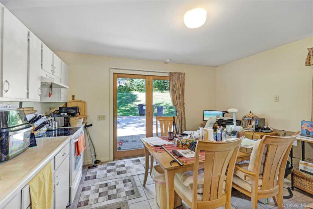 1 Kerr Road, Rhinebeck, NY 12572 - Photo 35 of 37