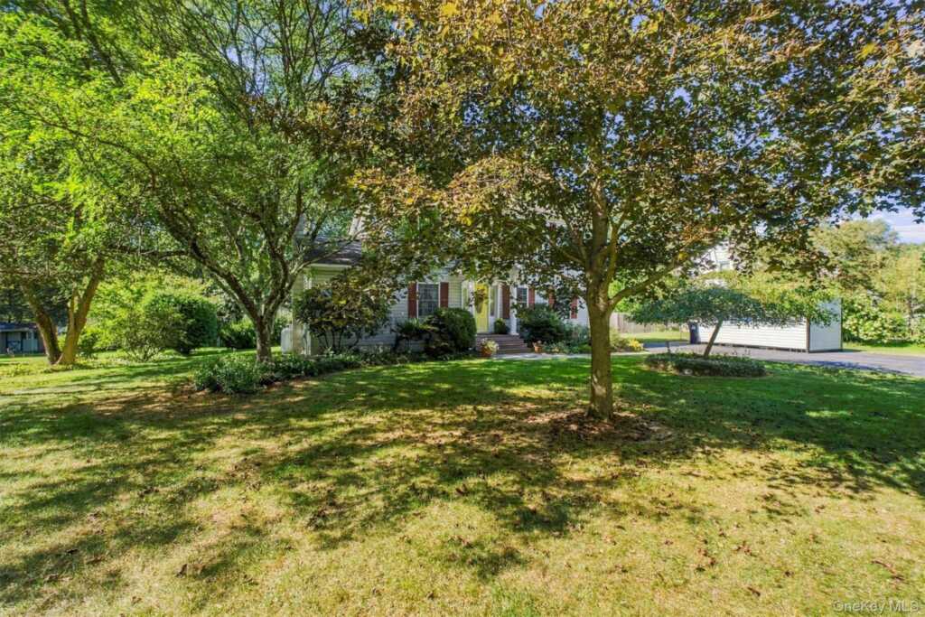 413 Sepasco Center Street, Rhinebeck, NY 12572 - Photo 2 of 46
