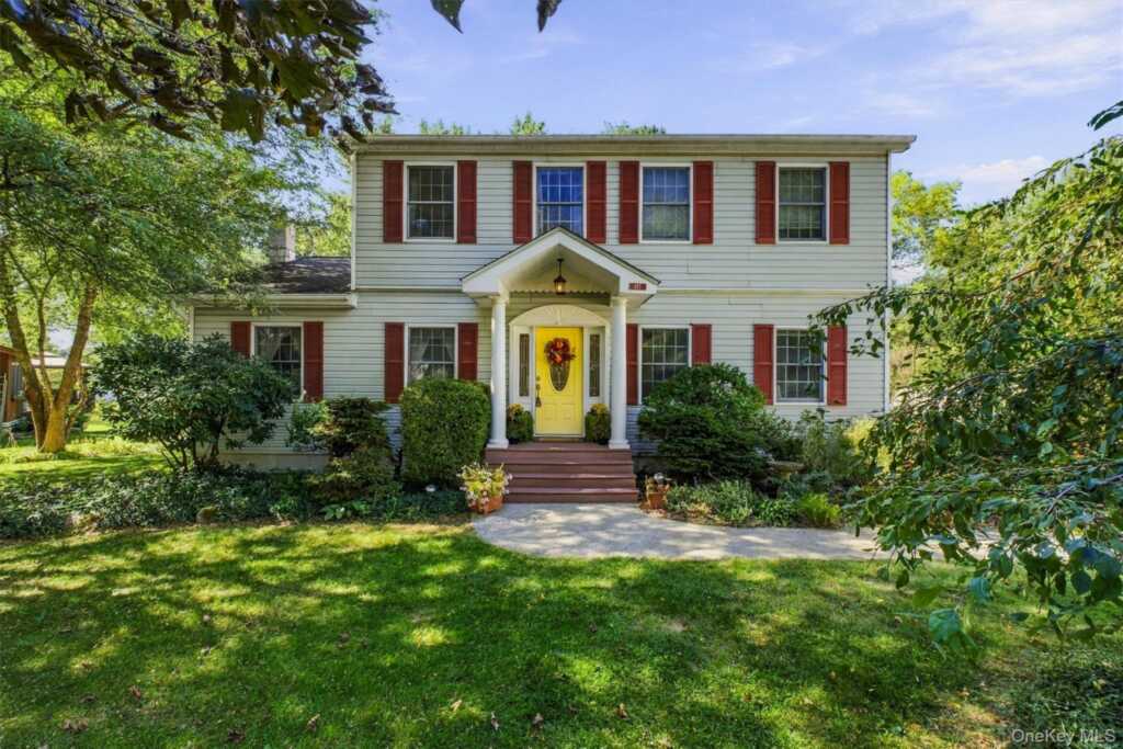 413 Sepasco Center Street, Rhinebeck, NY 12572 - Photo 6 of 46