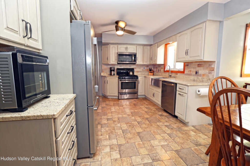 13 Edith Avenue, Saugerties, NY 12477 - Photo 14 of 40