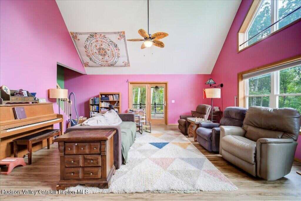 325 Woods Road, Kingston, NY 12401 - Photo 11 of 50