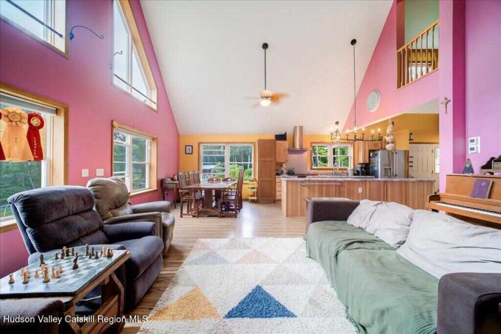 325 Woods Road, Kingston, NY 12401 - Photo 12 of 50