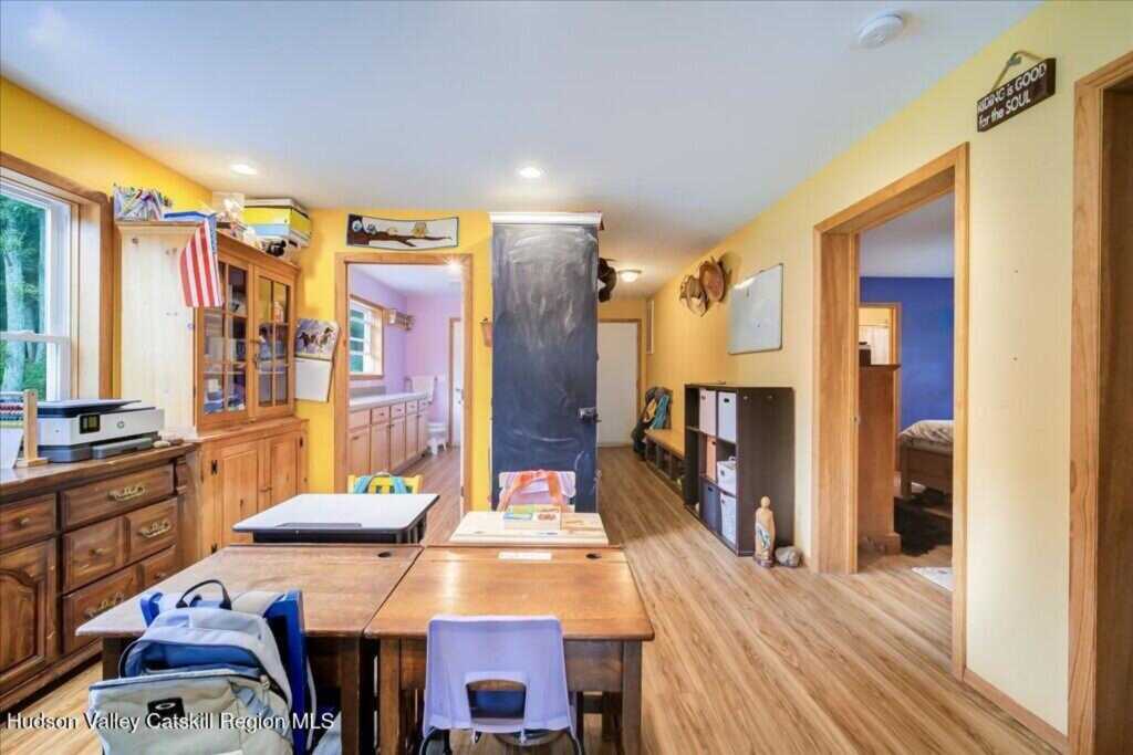 325 Woods Road, Kingston, NY 12401 - Photo 22 of 50
