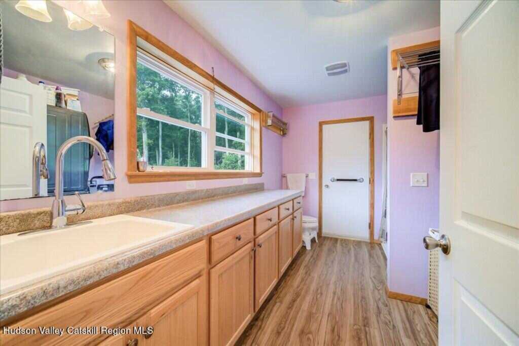 325 Woods Road, Kingston, NY 12401 - Photo 23 of 50