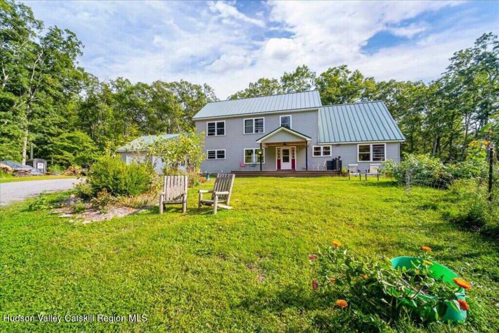 325 Woods Road, Kingston, NY 12401 - Photo 8 of 50